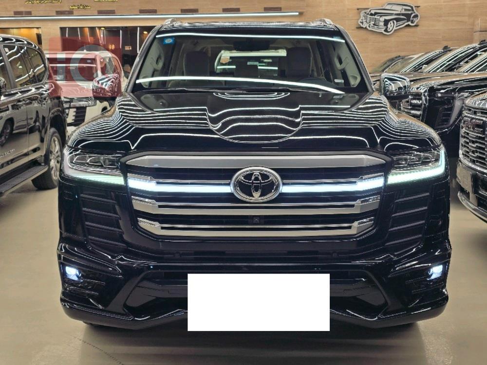 تۆیۆتا لاند کروزەر